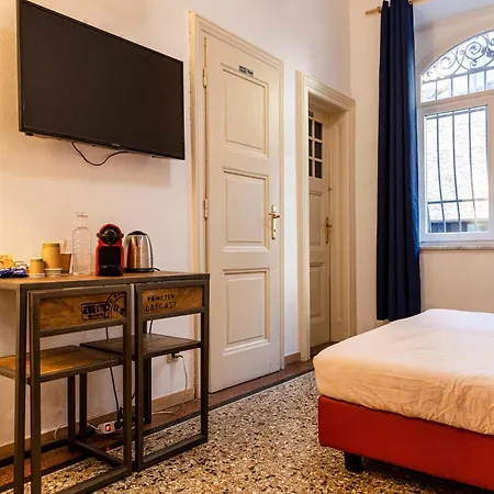 Bolzano Rooms *