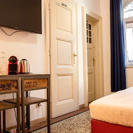 Bolzano Rooms Bed & Breakfast *